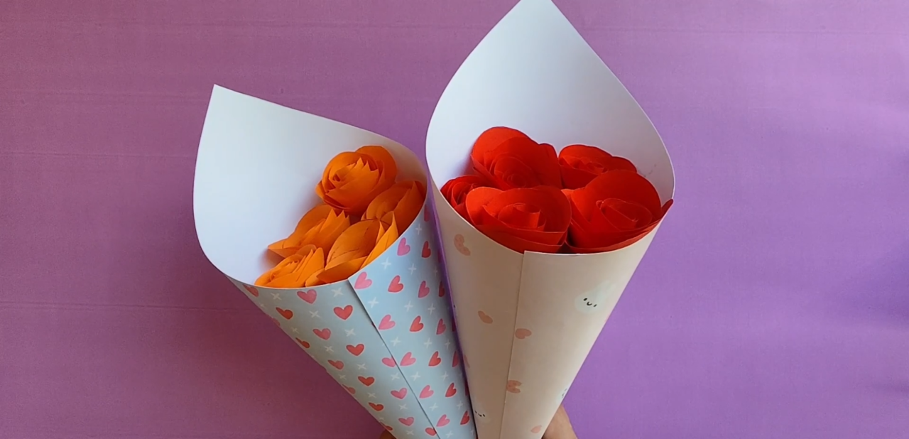 ramo de rosas en papel